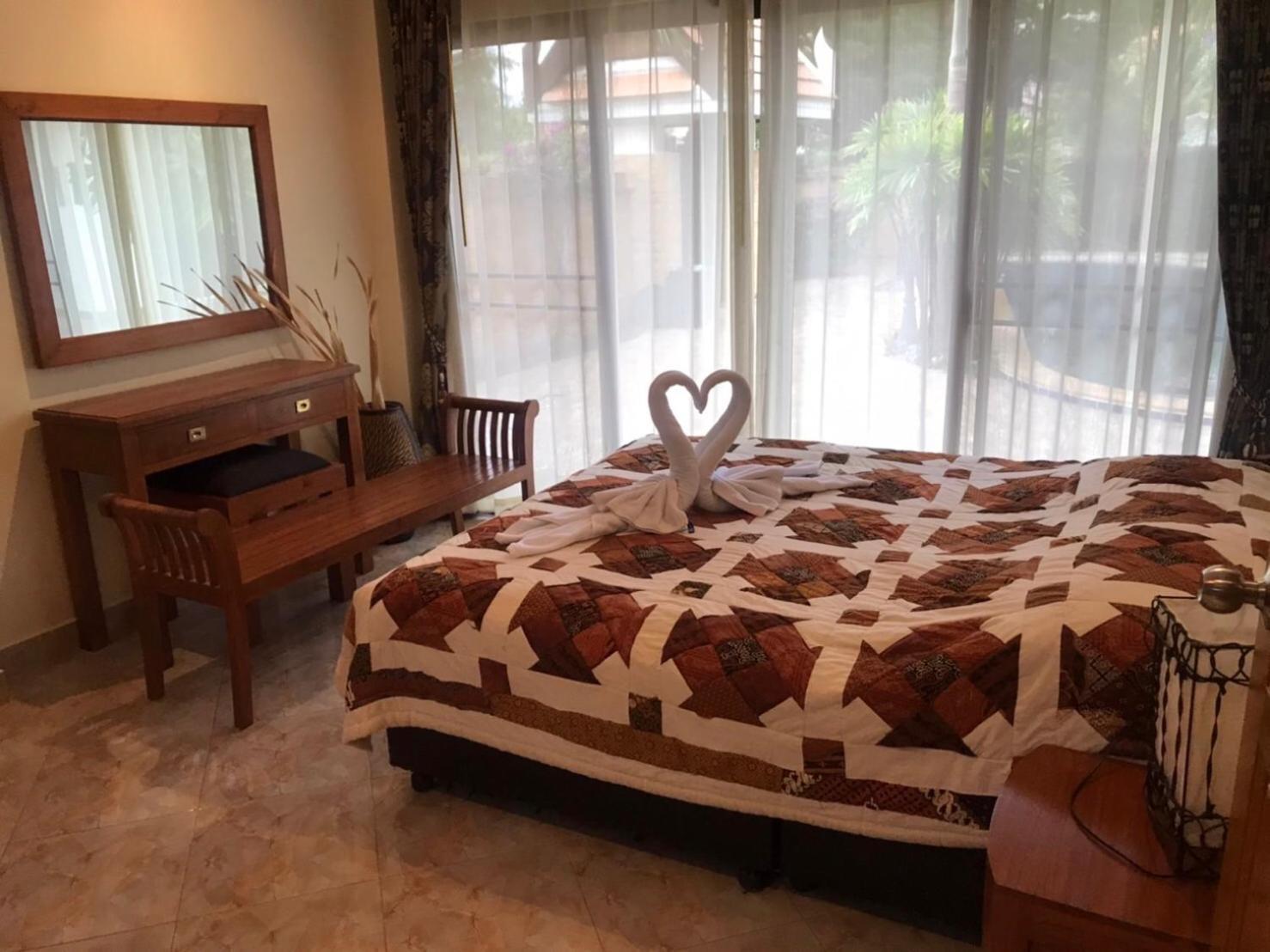 Vip Chain Resort Pool Villa Ban Phe Bagian luar foto